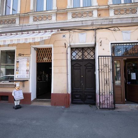 Studio Manzur Брашов Екстер'єр фото